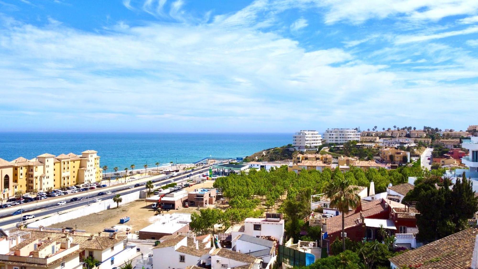 Evans Realty Al Villa & Piscina & Garaje & Playa Фуэнхирола Экстерьер фото